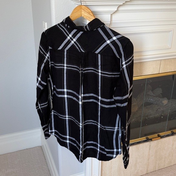 Rails Hunter Shirt in a black and white plaid pattern - Picture 5 of 5